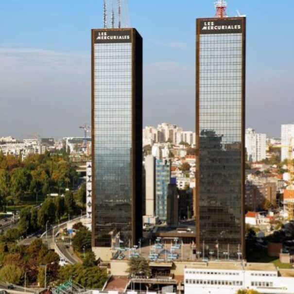 Les deux tours Mercuriales de Bagnolet.